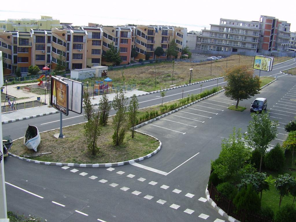 Delfin Apart Complex Sveti Vlas Esterno foto